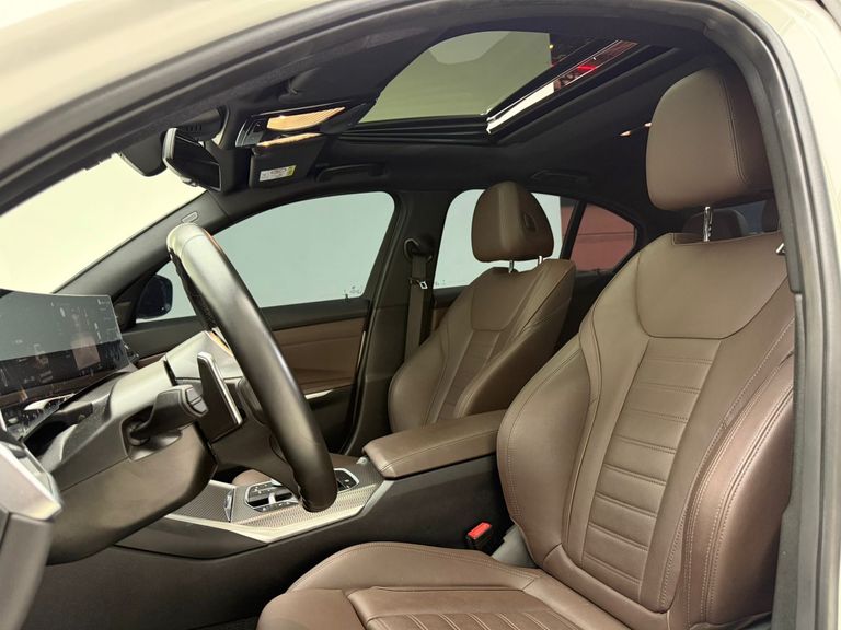 BMW 320iA 2.0 TB M Sport A.Flex/M.Sport 4p