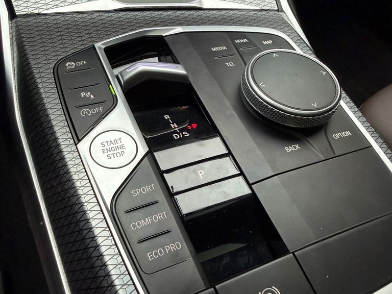 BMW 320iA 2.0 TB M Sport A.Flex/M.Sport 4p