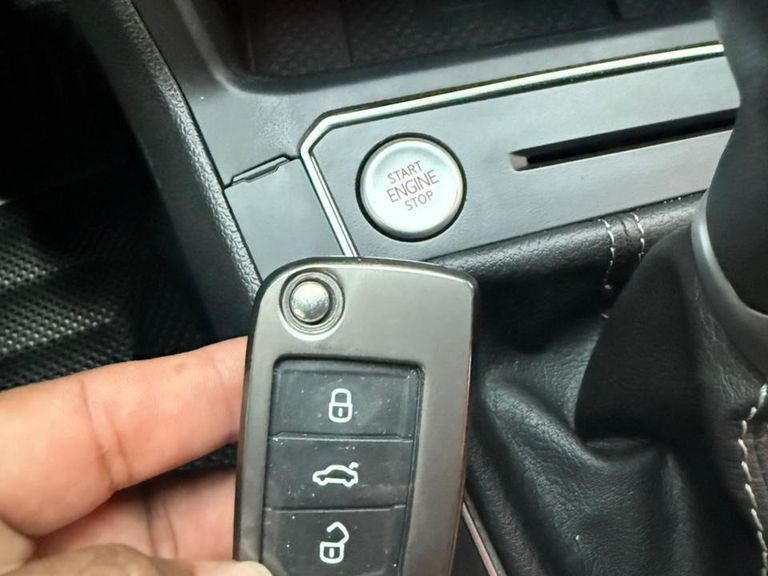 VolksWagen VIRTUS Exclusive 250TSI 1.4 Flex 16V Aut