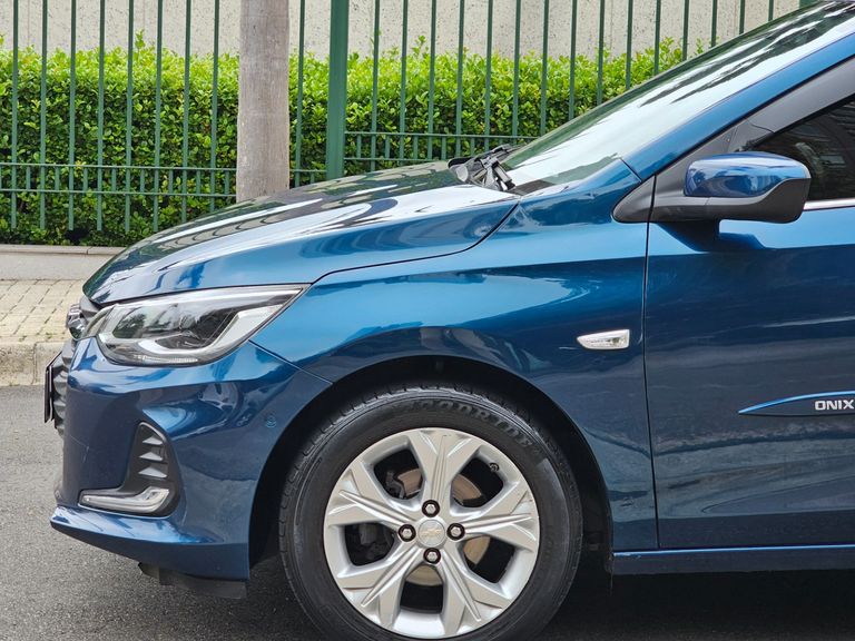 Chevrolet ONIX SED. Plus PREM. 1.0 12V TB Flex Aut