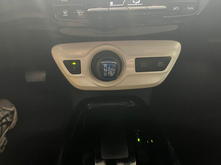 Toyota PRIUS 1.8 16V 5p Aut. (Híbrido)