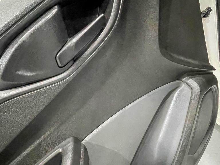 Chevrolet JOY Plus Black Ed.1.0 8V 4p Flex Mec.