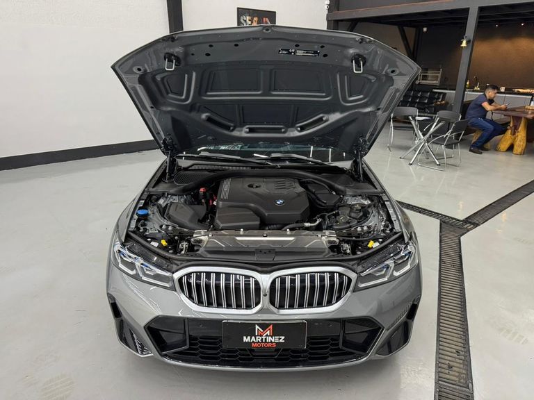 BMW 320iA 2.0 TB M Sport A.Flex/M.Sport 4p