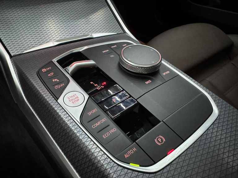 BMW 320iA 2.0 TB M Sport A.Flex/M.Sport 4p