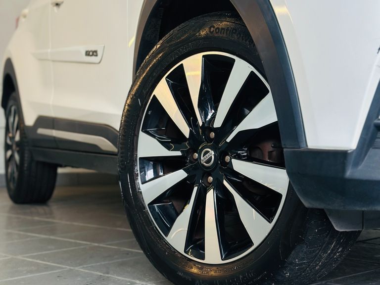Nissan KICKS SL 1.6 16V FlexStar 5p Aut.