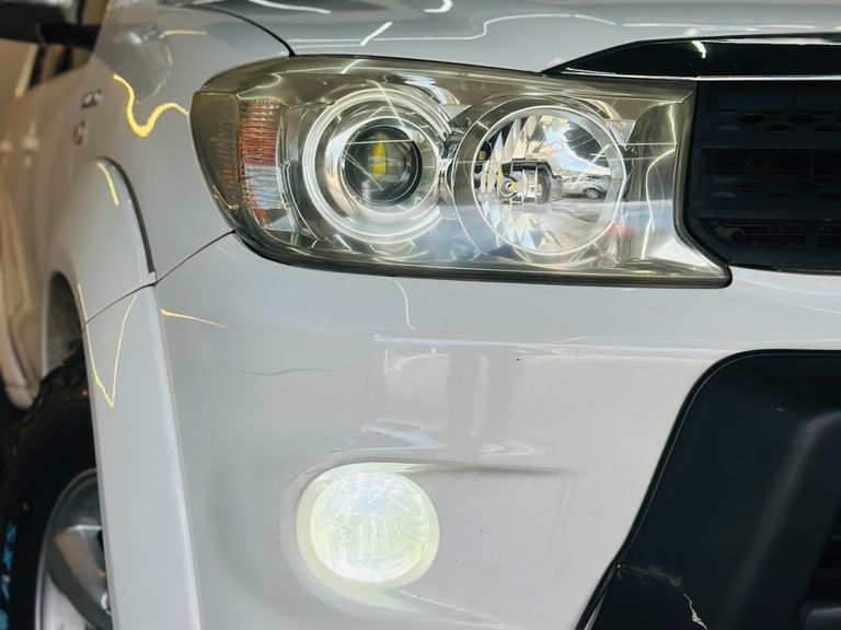 Toyota Hilux SW4 SRV D4-D 4x4 3.0 TDI Dies. Aut