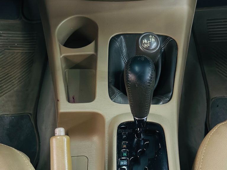 Toyota Hilux SW4 SRV D4-D 4x4 3.0 TDI Dies. Aut