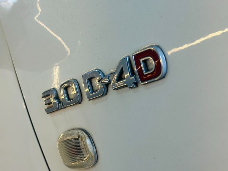 Toyota Hilux SW4 SRV D4-D 4x4 3.0 TDI Dies. Aut