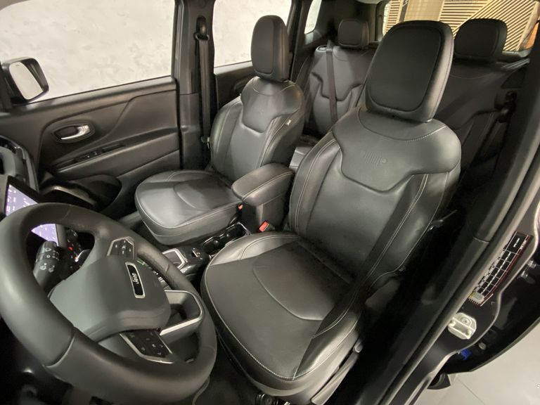 Jeep Renegade Long. T270 1.3 TB 4x2 Flex Aut.