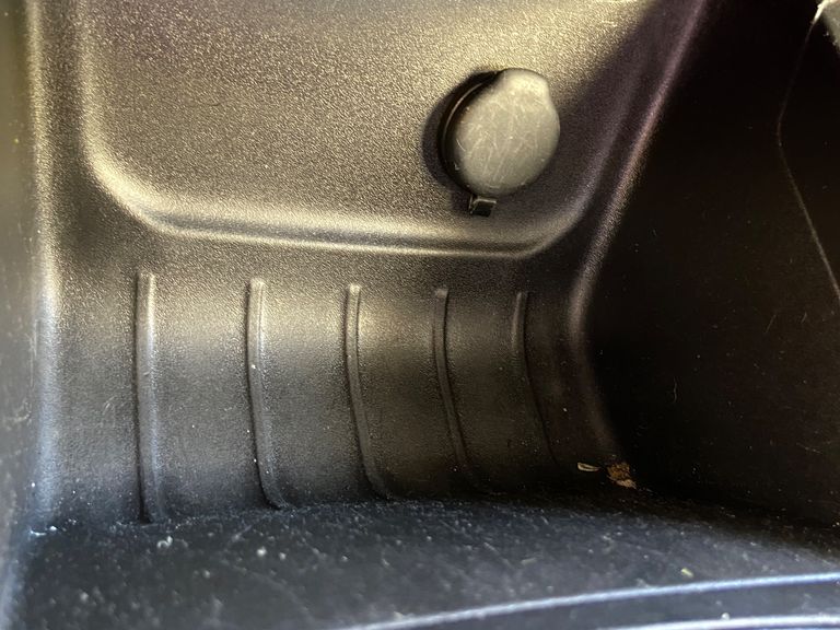 Chevrolet ONIX HATCH Joy 1.0 8V Flex 5p Mec.