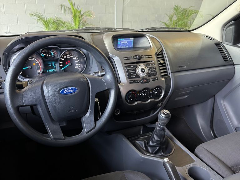 Ford Ranger XLS 2.5 16V 4x2 CS Flex