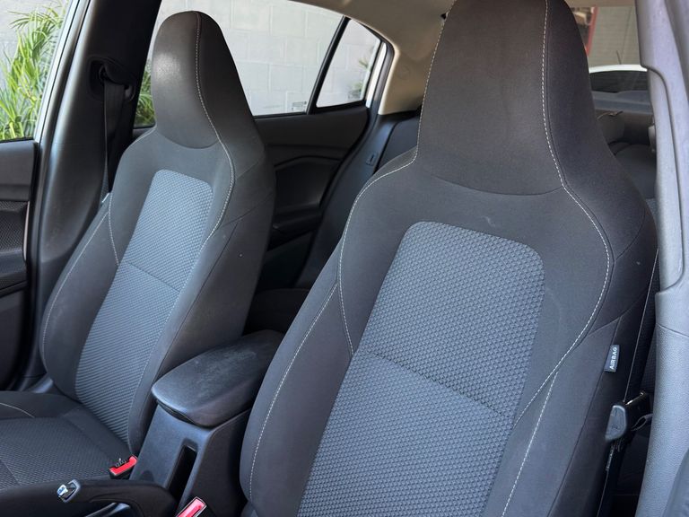 Chevrolet ONIX SEDAN Plus LT 1.0 12V TB Flex Aut.