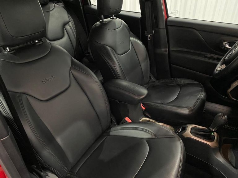 Jeep Renegade Sport 1.8 4x2 Flex 16V Aut.