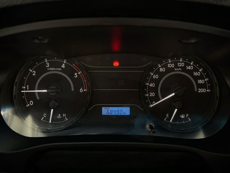 Toyota Hilux CD 4x4 2.8 Diesel Mec.