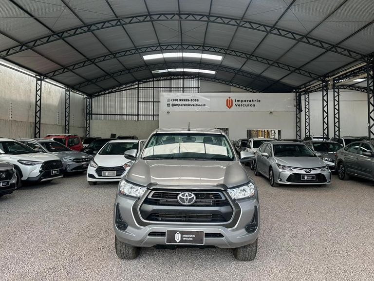 Toyota Hilux CD 4x4 2.8 Diesel Mec.