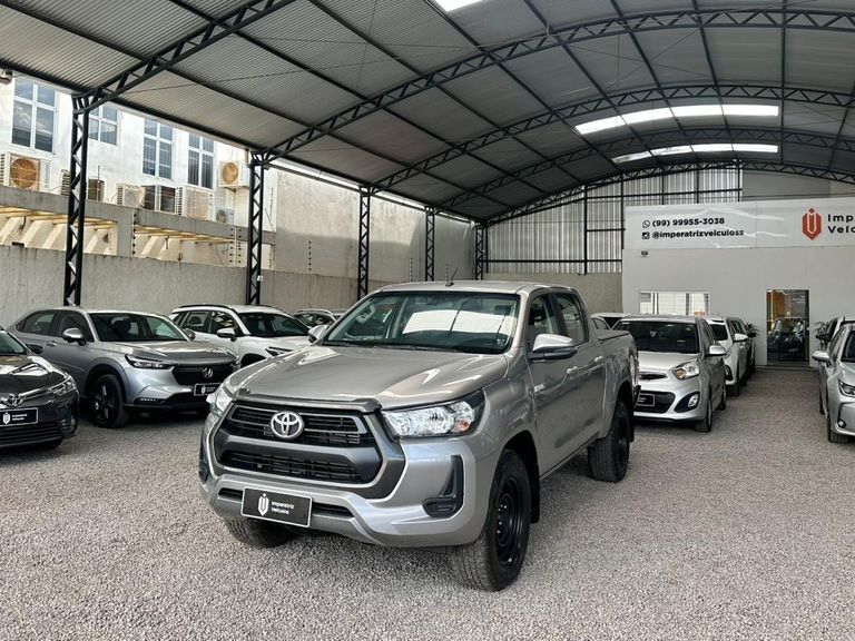 Toyota Hilux CD 4x4 2.8 Diesel Mec.