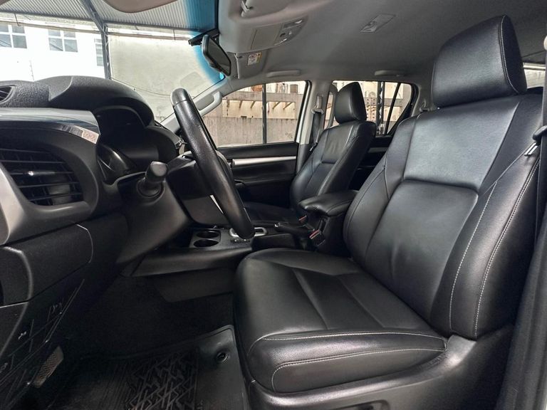 Toyota Hilux CD SRV 4x4 2.8 TDI Diesel Aut.