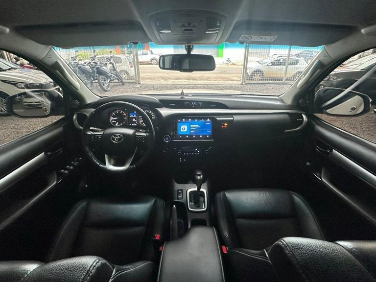 Toyota Hilux CD SRV 4x4 2.8 TDI Diesel Aut.