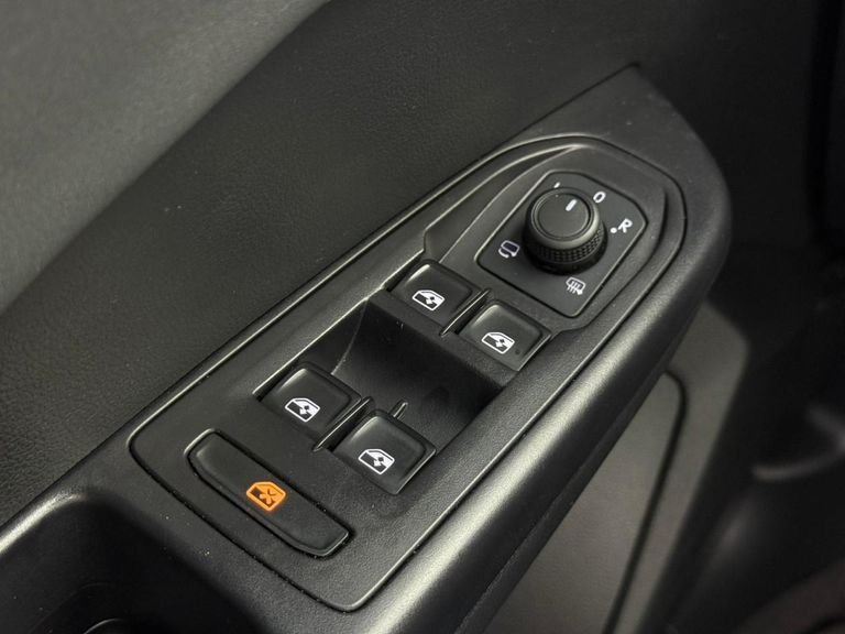 VolksWagen TAOS Highline 1.4 250 TSI Flex Aut.