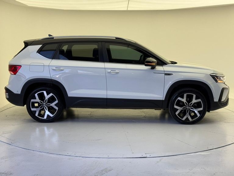 VolksWagen TAOS Highline 1.4 250 TSI Flex Aut.