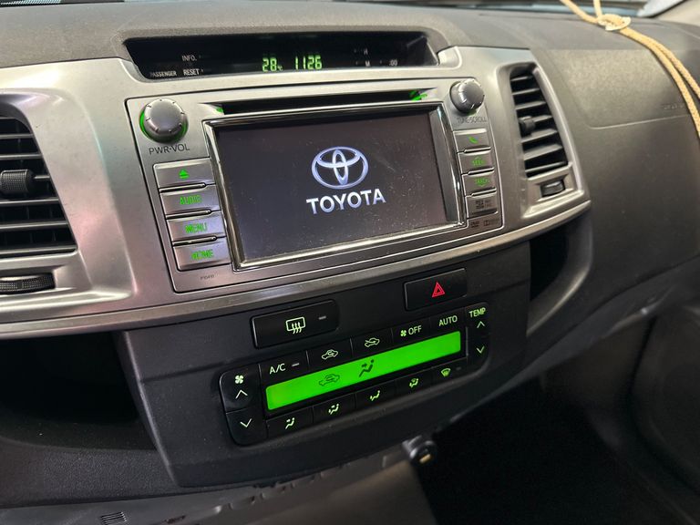 Toyota Hilux CD SRV 4x4 2.7 Flex 16V Aut.