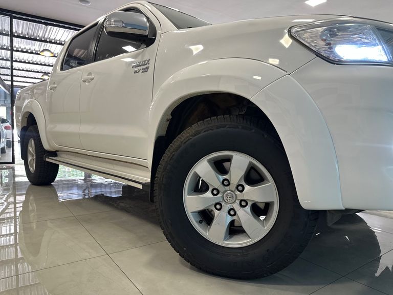 Toyota Hilux CD SRV 4x4 2.7 Flex 16V Aut.