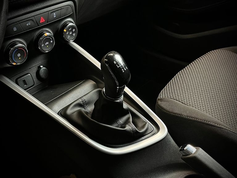 Chevrolet ONIX SEDAN Plus LTZ 1.0 12V TB Flex Mec.