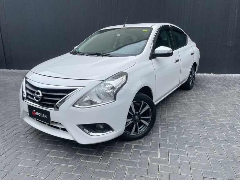 Nissan VERSA SL 1.6 16V FlexStart 4p Aut.