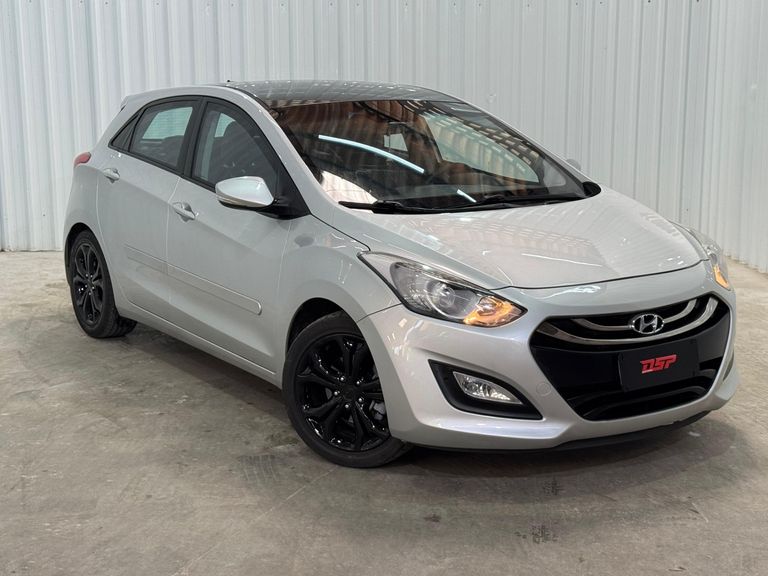 Hyundai i30 1.8 16V Aut. 5p