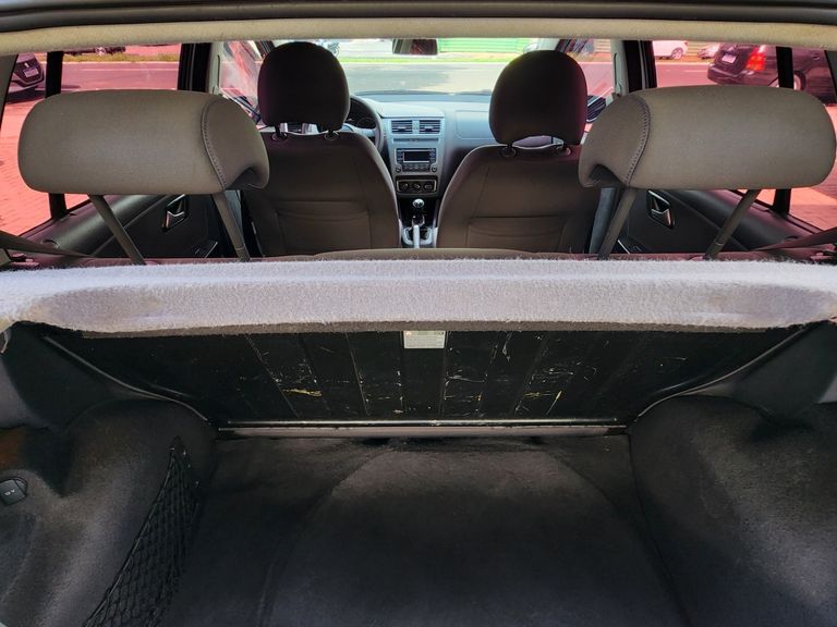 VolksWagen Fox Comfortline 1.6 Flex 8V 5p