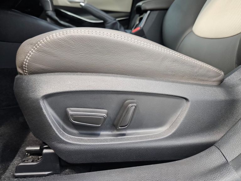 Toyota Corolla Altis Prem. 1.8 Aut. (Híbrido)