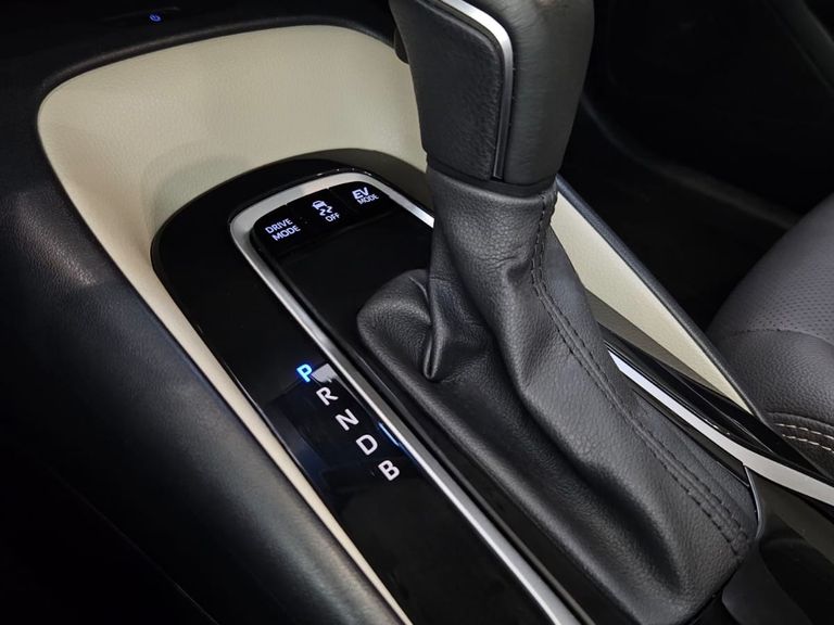 Toyota Corolla Altis Prem. 1.8 Aut. (Híbrido)