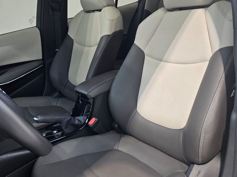 Toyota Corolla Altis Prem. 1.8 Aut. (Híbrido)