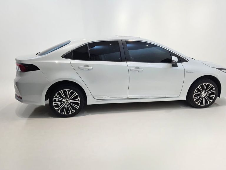 Toyota Corolla Altis Prem. 1.8 Aut. (Híbrido)