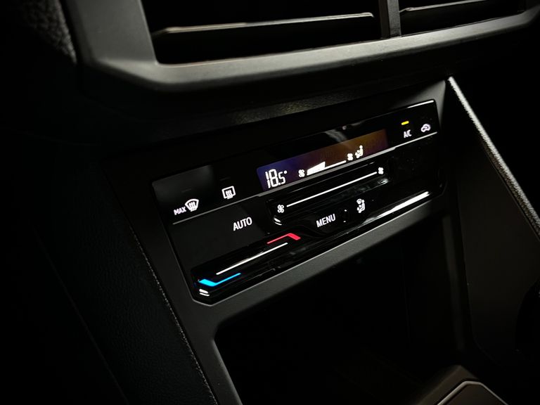 VolksWagen Nivus Highline 1.0 200 TSI Flex Aut.