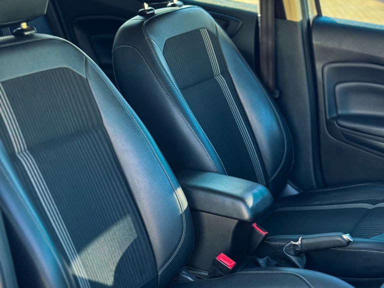 Ford EcoSport FREESTYLE 1.5 12V Flex 5p Mec.