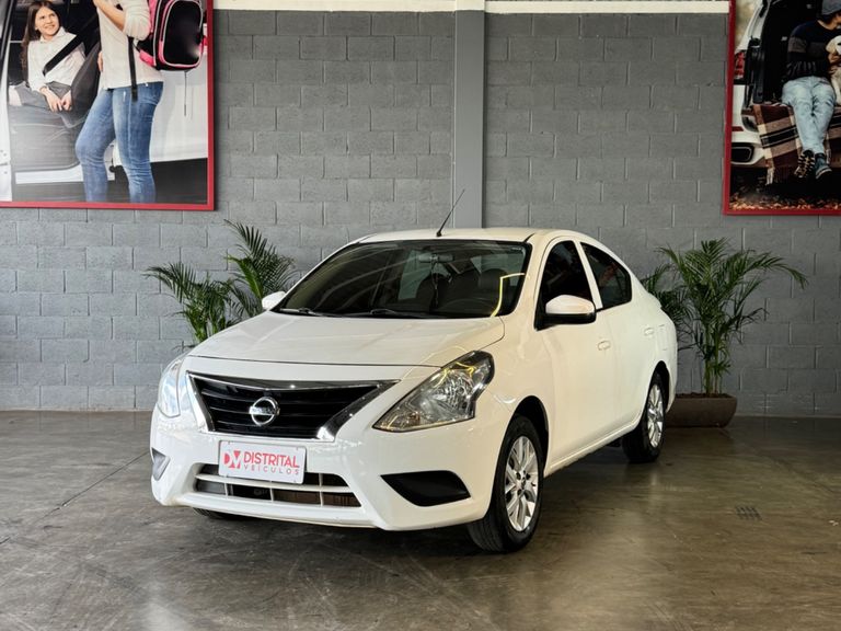 Nissan VERSA 1.0 12V FlexStart 4p Mec.