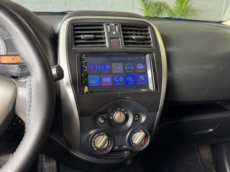 Nissan VERSA 1.0 12V FlexStart 4p Mec.