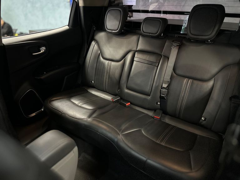 Fiat Toro Volcano 2.4 16V Flex Aut.