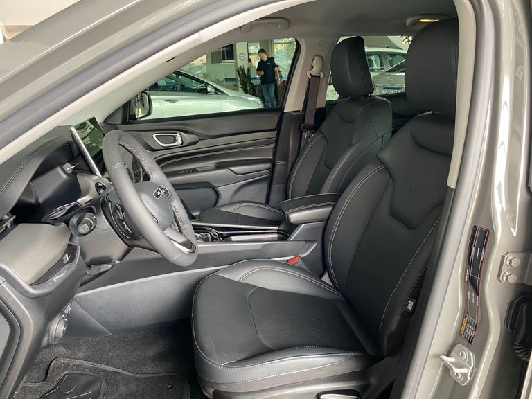 Jeep COMPASS Lon Nig. Eagle 1.3 4x2 Flex Aut.