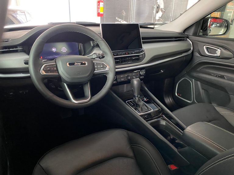 Jeep COMPASS Lon Nig. Eagle 1.3 4x2 Flex Aut.