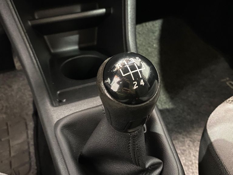 Nissan VERSA 1.0 12V FlexStart 4p Mec.