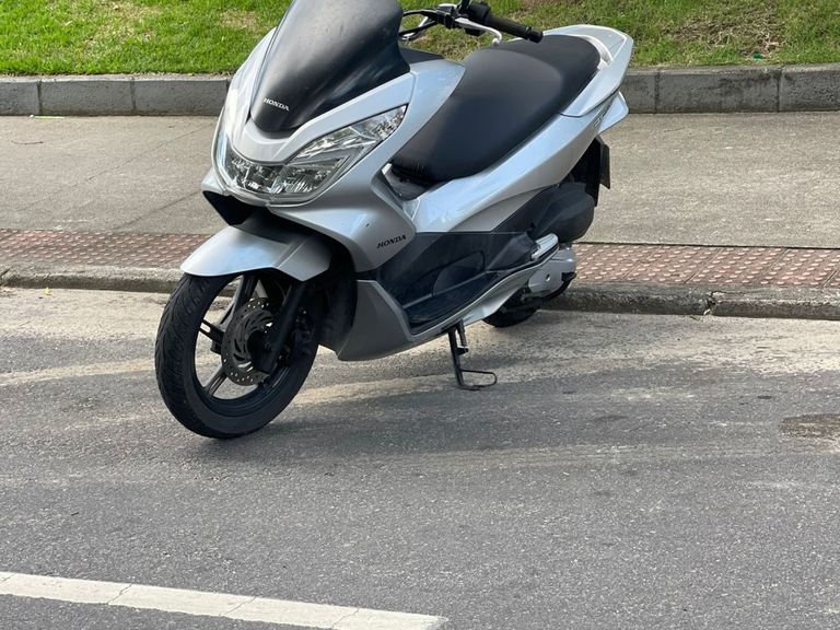 HONDA PCX 150 SPORT