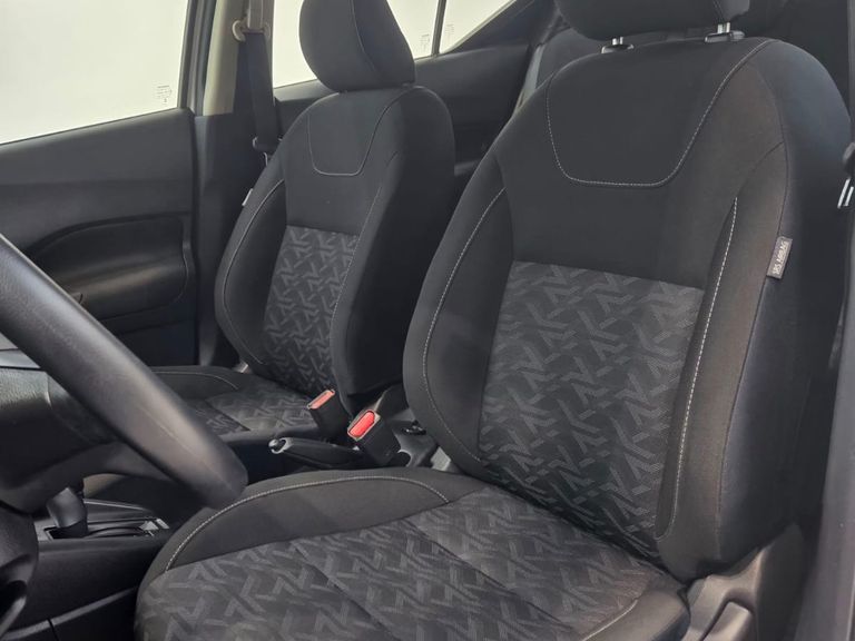 Nissan KICKS Sense 1.6 16V Flex Aut.