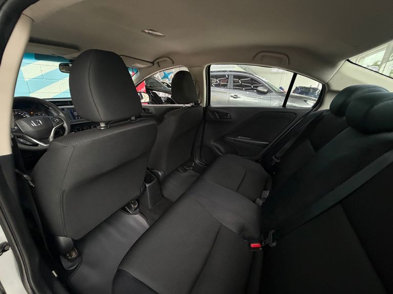 Honda CITY Sedan Personal 1.5 Flex 16V Aut.