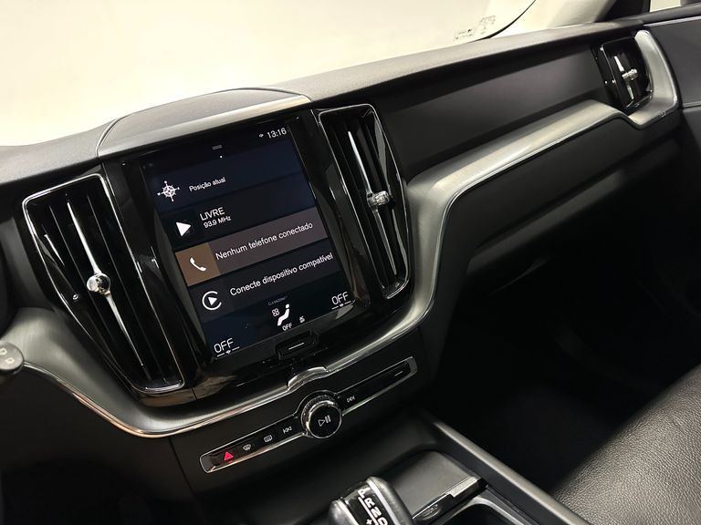 Volvo XC 60 T-5 MOMENTUM 2.0 254cv AWD 5p