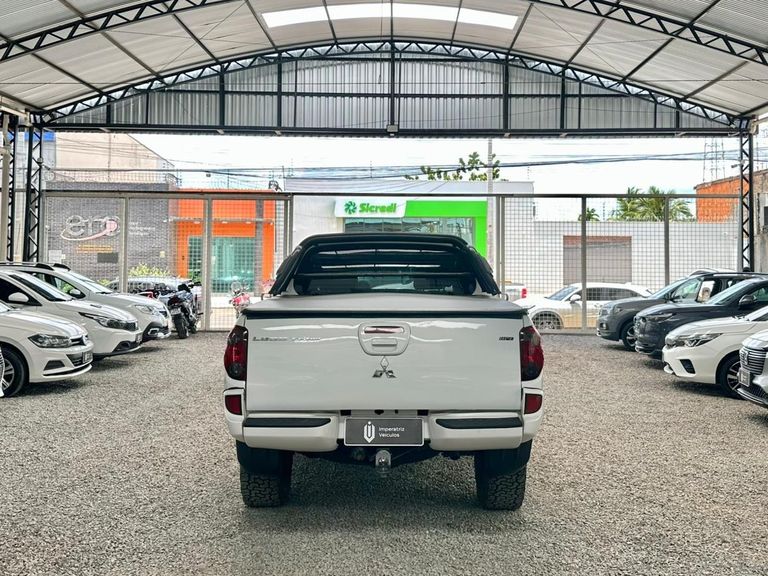 Mitsubishi L200 Triton HPE 3.2 CD TB Int.Diesel Aut