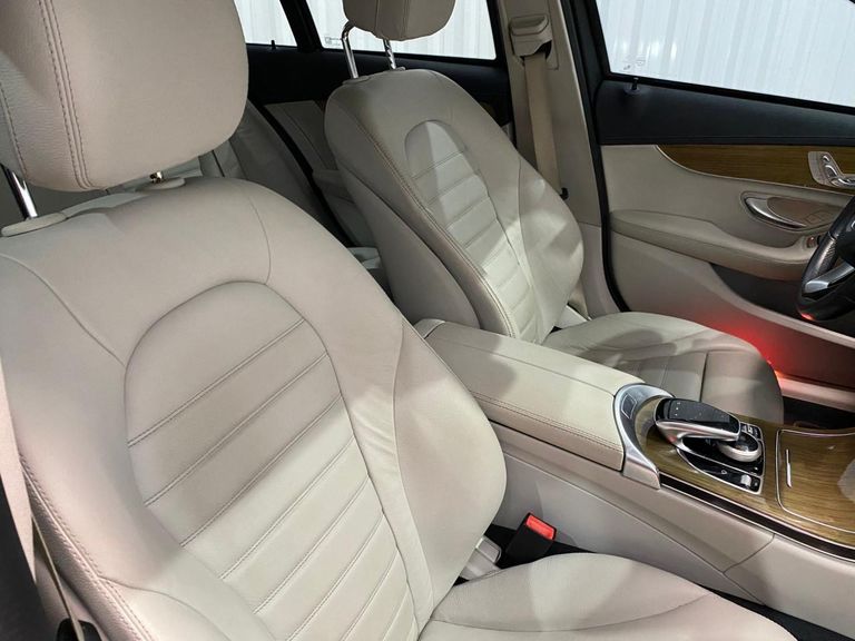 Mercedes C-300 Estate Avantgarde 2.0 245cv Aut.