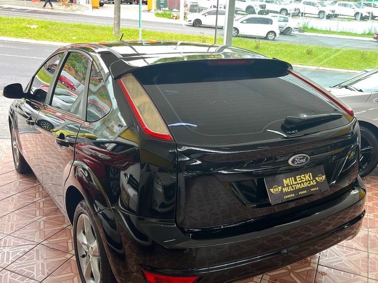 Ford Focus 1.6 S/SE/SE Plus Flex 8V/16V  5p