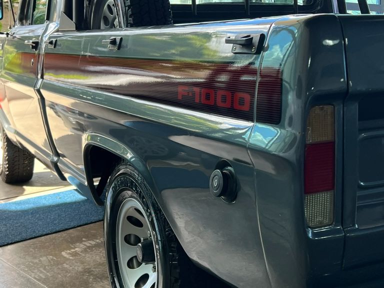 Ford F-1000 S. S. Diesel / S.S. Diesel Turbo